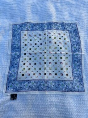 100%silk Ralph Lauren Light Blue Floral Border Bandana Scarf with Red Trim